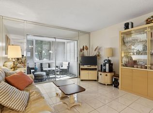 5111 W Oakland Park Blvd #201, Fort Lauderdale, FL 33313