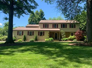 110 Horseshoe Rd, Newark, DE 19711