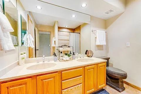 1265 W Ellis St — Photo 26