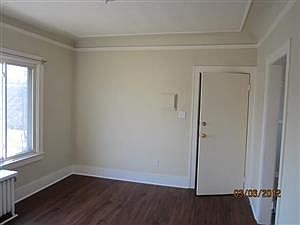 2nd image of 258 Genessee St APT 4