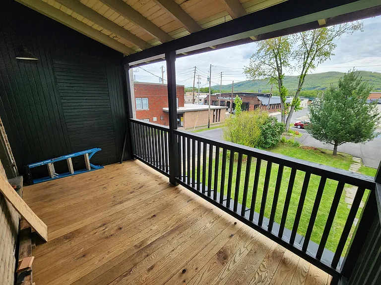 162 E 3rd St #1R — Photo 12