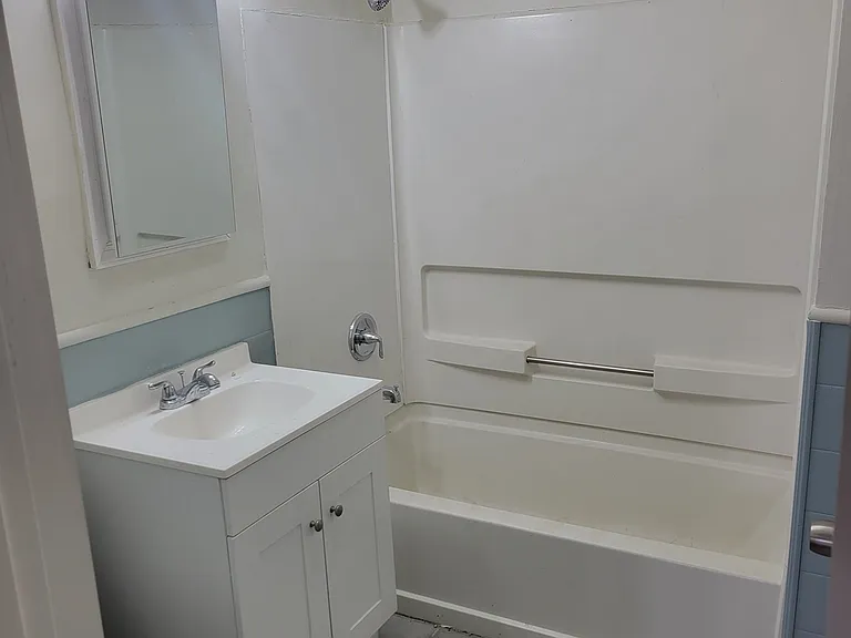 955 Chestnut St #C — Photo 2