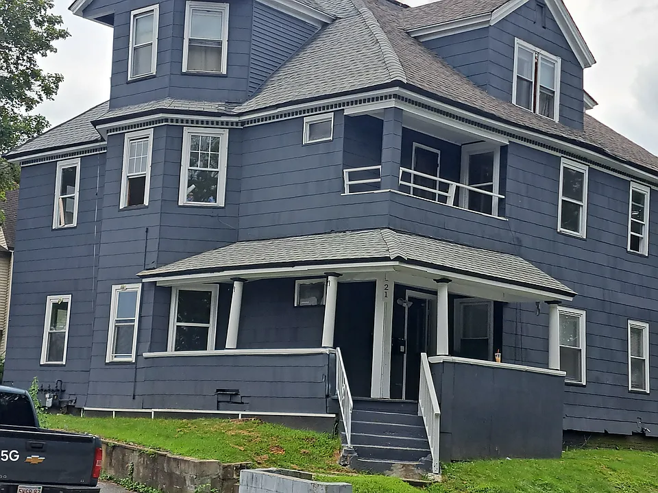 21 Coes St #2R
