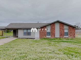 4863 Montee Rd, Memphis, TN 38109