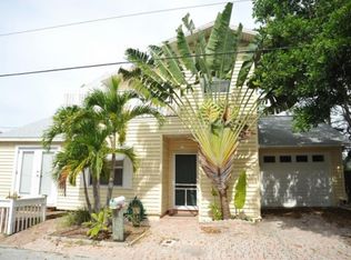 112 92nd Ave, Treasure Island, FL 33706