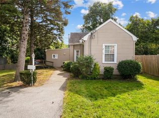 26 Alicant St, Providence, RI 02908
