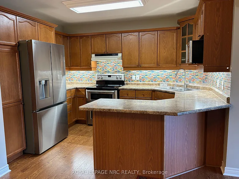 45 Flynn Ct — Photo 3