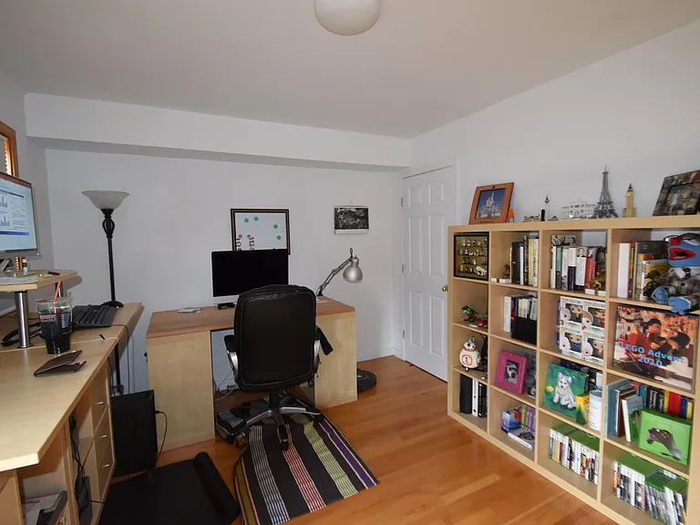 23 Nash St #2 — Photo 12