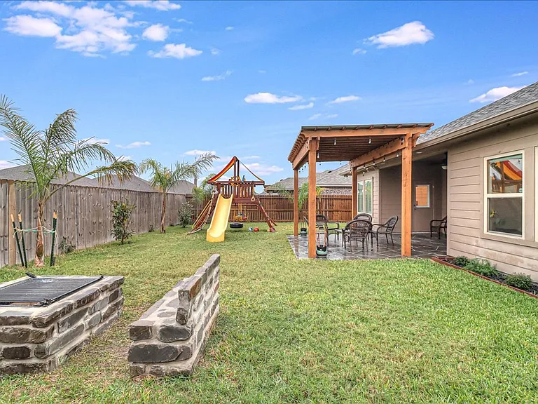 7938 Fort Griffen Dr — Photo 34