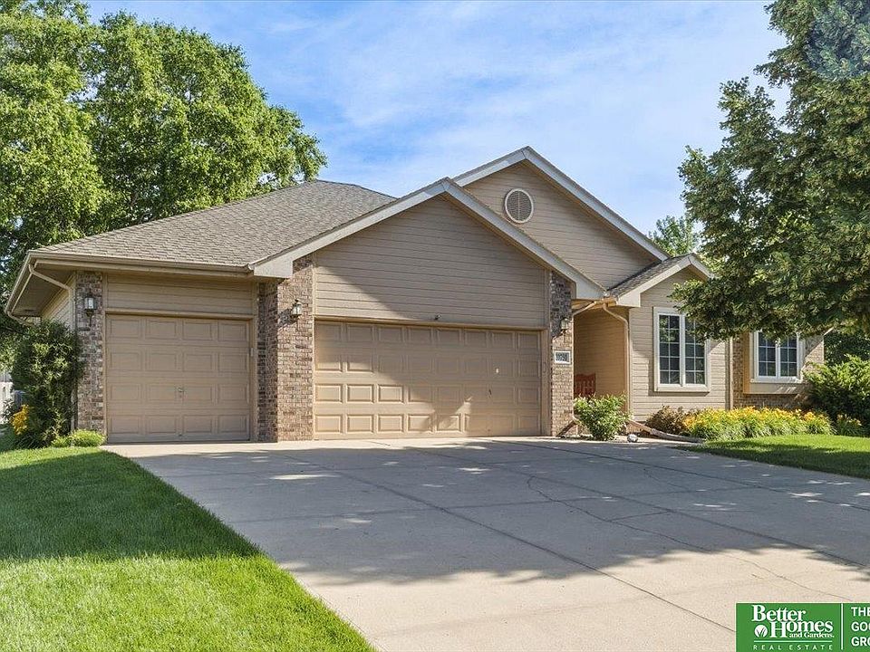 1st image of 20750 Hemlock Cir