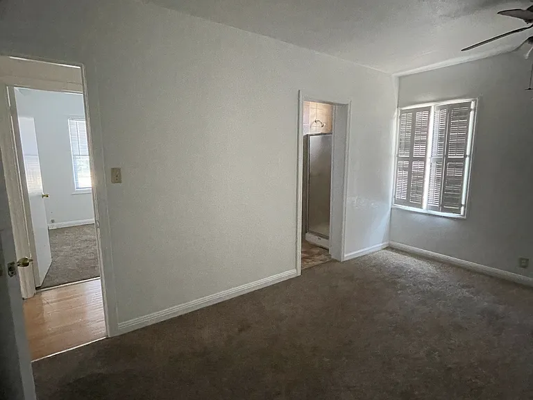 1802 W Harding Way — Photo 3