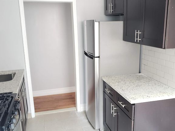 3rd image of 246 Summit Ave APT 110