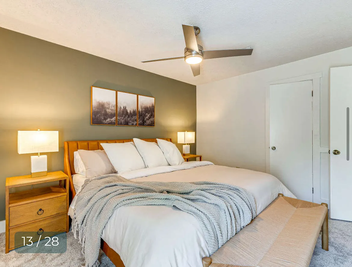 2 bed, 1.5 bath, 950 sqft, $1,900 — Photo 2