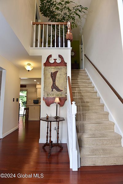 5th image of 30 Fairmount Drive