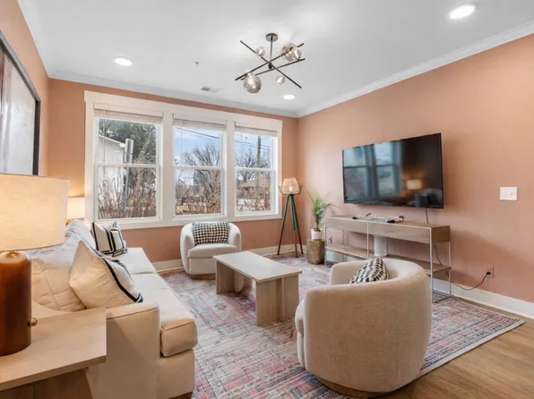 957 44th Ave N, Nashville, TN 37209