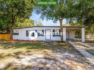 579 N Lake Ave, Apopka, FL 32712