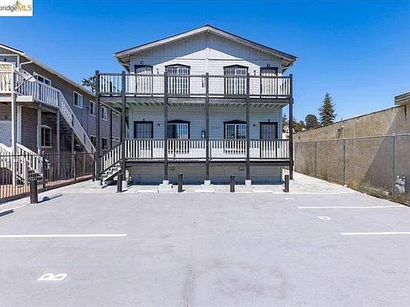 8304 Macarthur Blvd #B