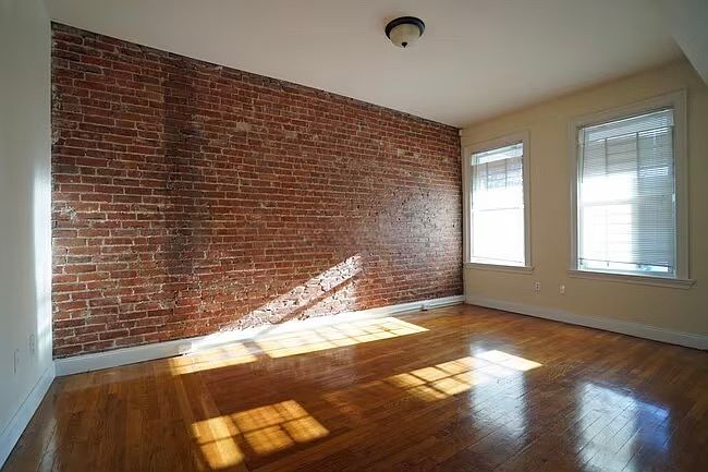 1st image of 54 Ashford St #53-2