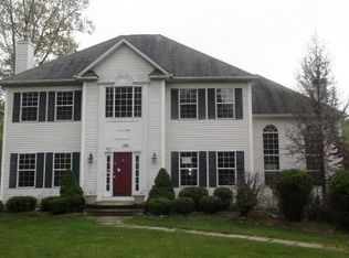 2 Mount Pleasant Rd, Sparta, NJ 07871