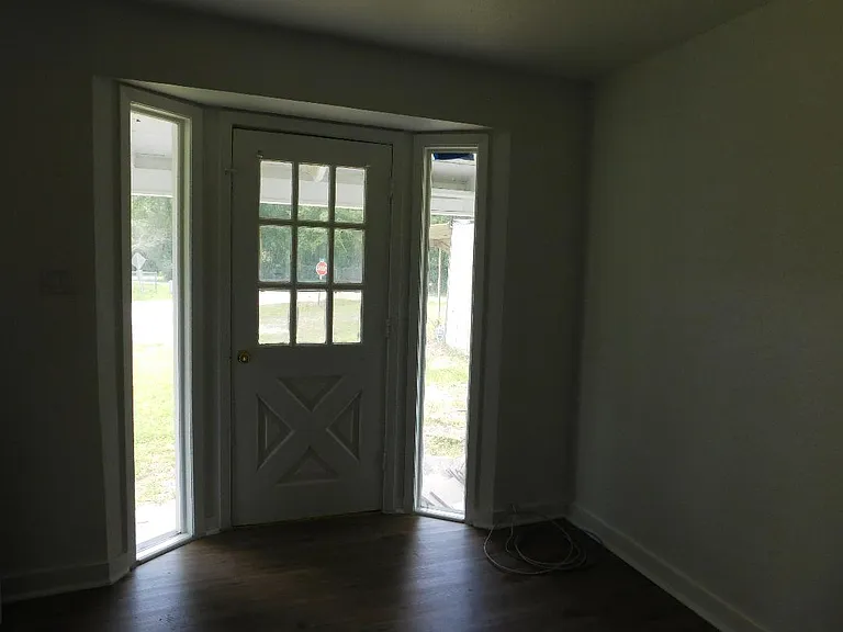 485 Sargent St — Photo 7