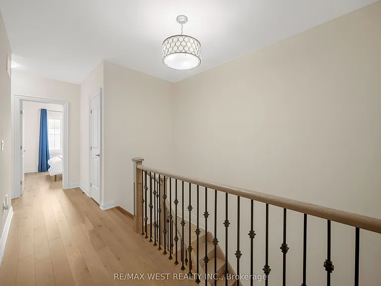 30 Drizzel Cres — Photo 23