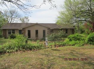 544 W 8th St, Booneville, AR 72927