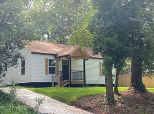 210 Oak Ave, Carrollton, GA 30117