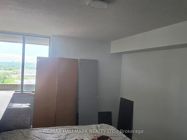 15 Martha Eaton Way #1705 — Photo 26