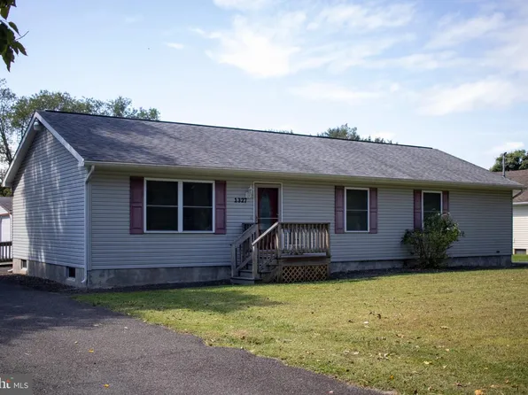 1327 Garry Ave, Vineland, NJ 08361