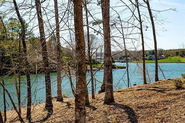1st image of 5218 Peninsula Dr