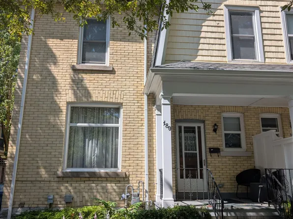 180 Cobourg St, Stratford, ON N5A 3E8