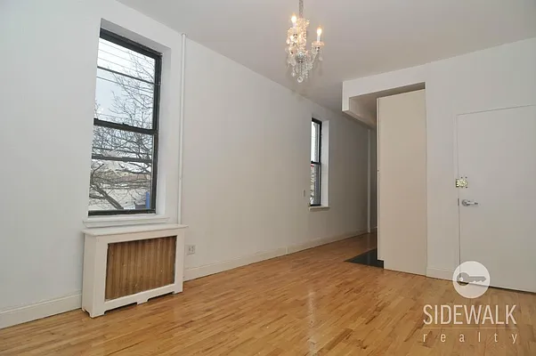 Rented by Sidewalk Realty LLC | media 2