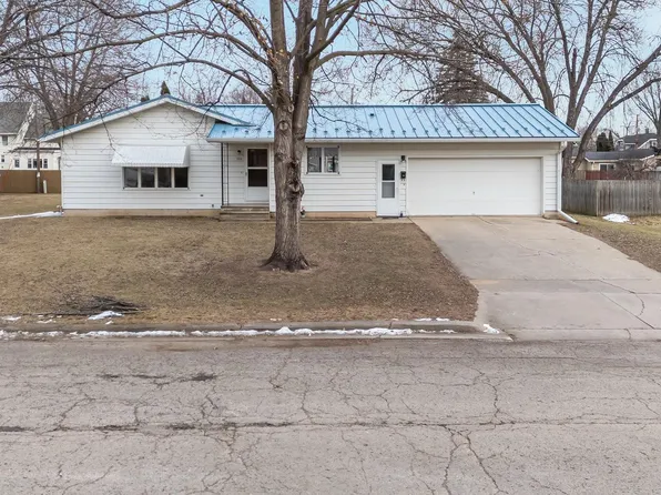 206 S Brooklyn St, Berlin, WI 54923