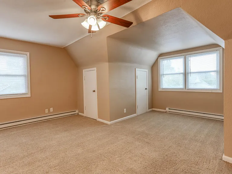 3919 Creston Ave #3 — Photo 18