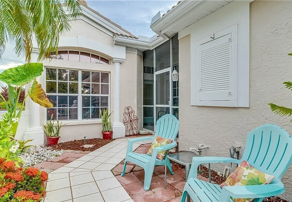 12774 Devonshire Lakes Cir