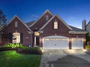 49841 Golden Gate Dr, Macomb, MI