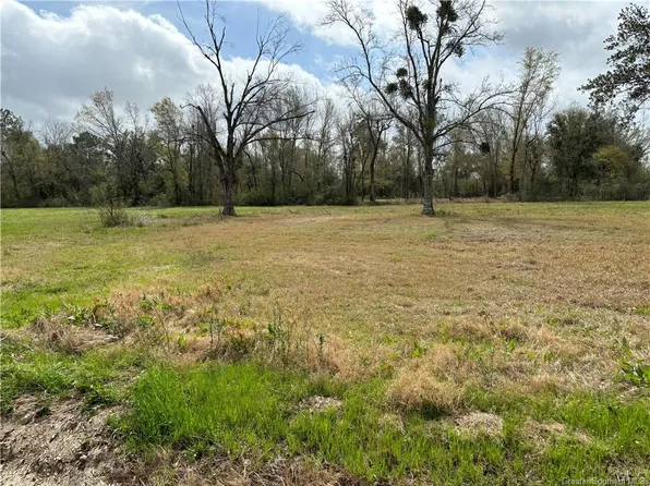4 Fred Istre Rd, Sulphur, LA 70665