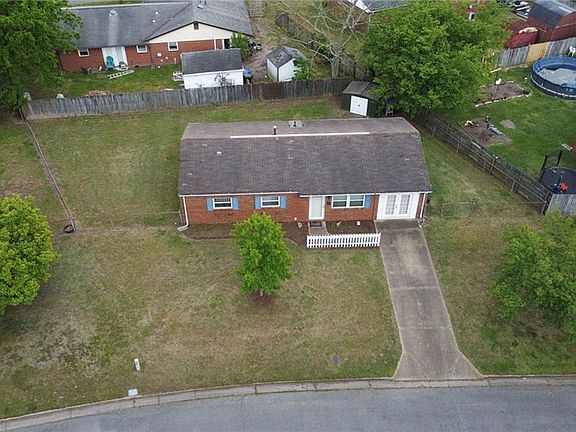 2nd image of 1103 Jewell Ave