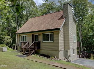 103 Larkspur Ln N, Milford, PA