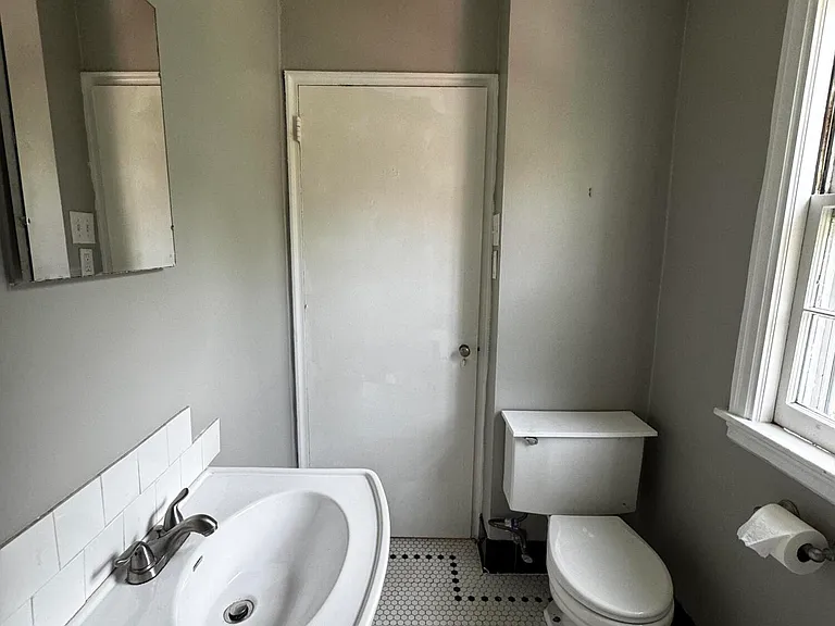 148 Shawnee Pl #4 — Photo 10