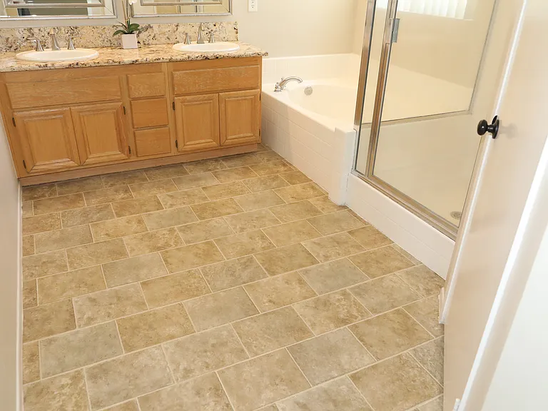 45713 Coventry Ct — Photo 7