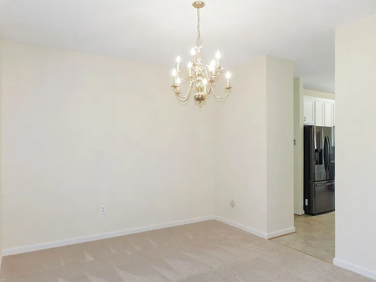 102 Powhatan Ct — Photo 14