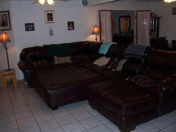 4th image of 2704 Eastover Dr
