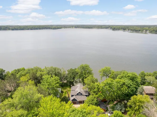 3035 Lakeshore Ave, Maple Plain, MN 55359