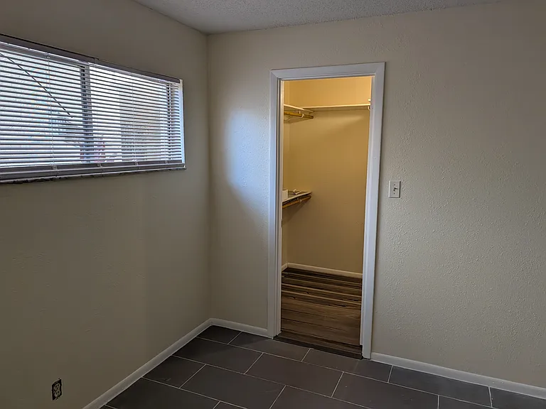2763 Woodgate Ln #106 — Photo 11