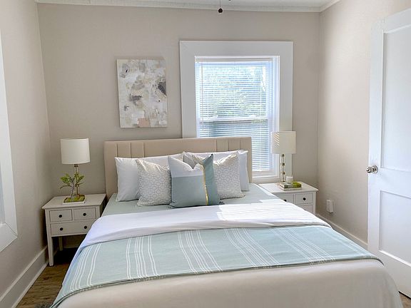 4th image of 301-307 N Gladstone Blvd #303-14