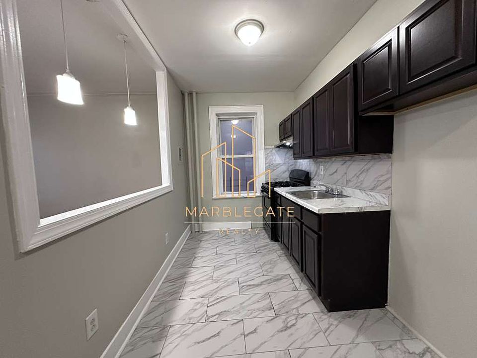 1st image of 196 Roseville Ave #31C