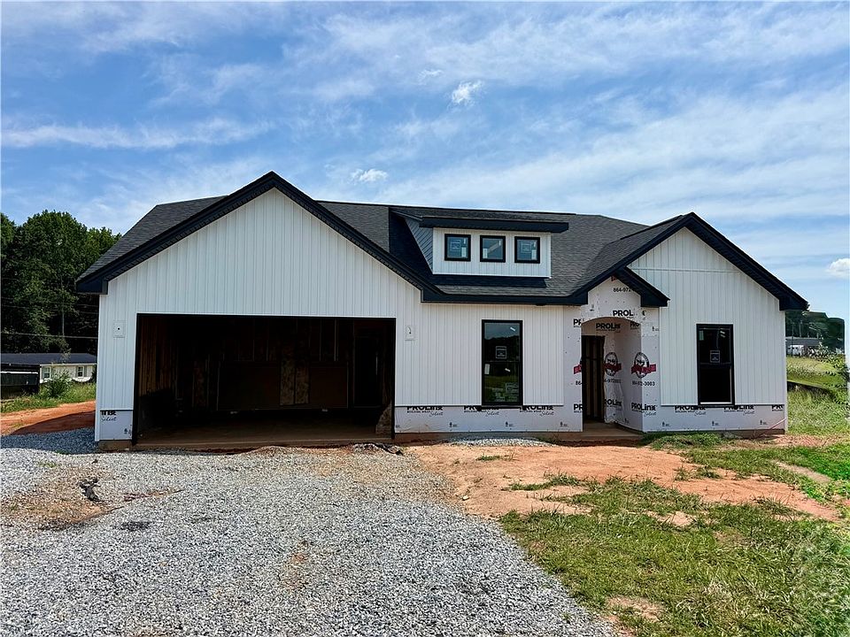 1st image of 639 Spearman Rd