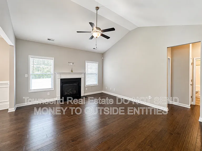 2513 Owlands Ct — Photo 3