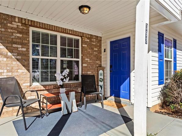 392 4th St, Forest Park, GA 30297